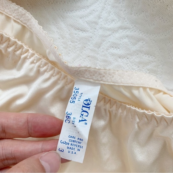 RARE🔥 Vintage Olga Teddy Lingerie Bodysuit, Glossy Cream - Picture 4 of 5